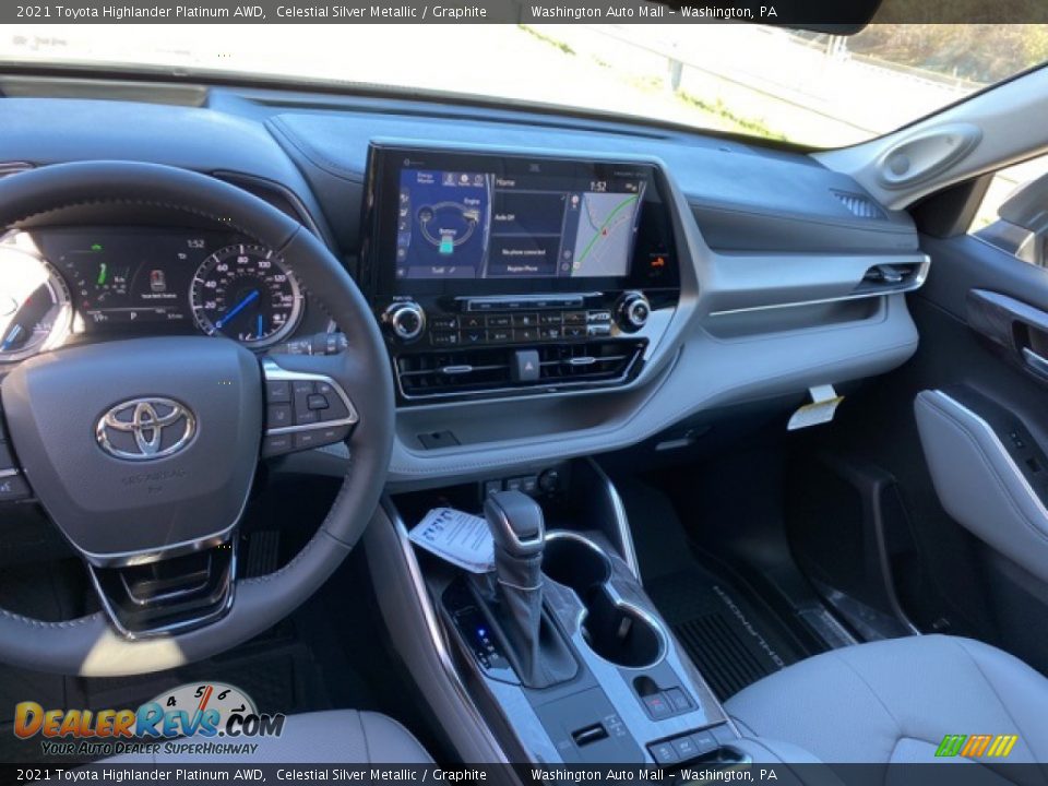 2021 Toyota Highlander Platinum AWD Celestial Silver Metallic / Graphite Photo #3