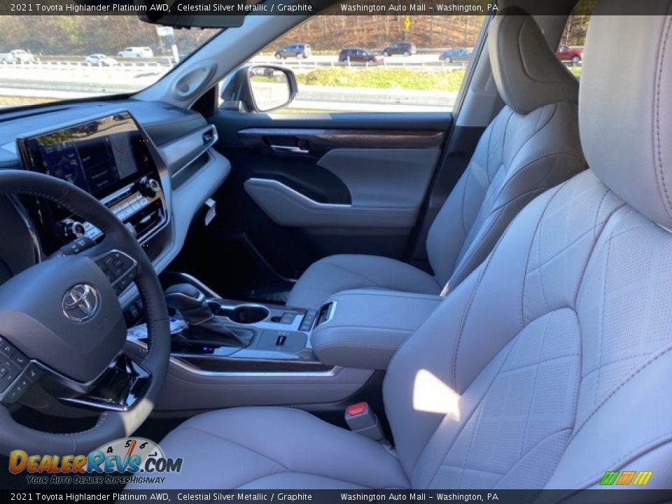 2021 Toyota Highlander Platinum AWD Celestial Silver Metallic / Graphite Photo #4