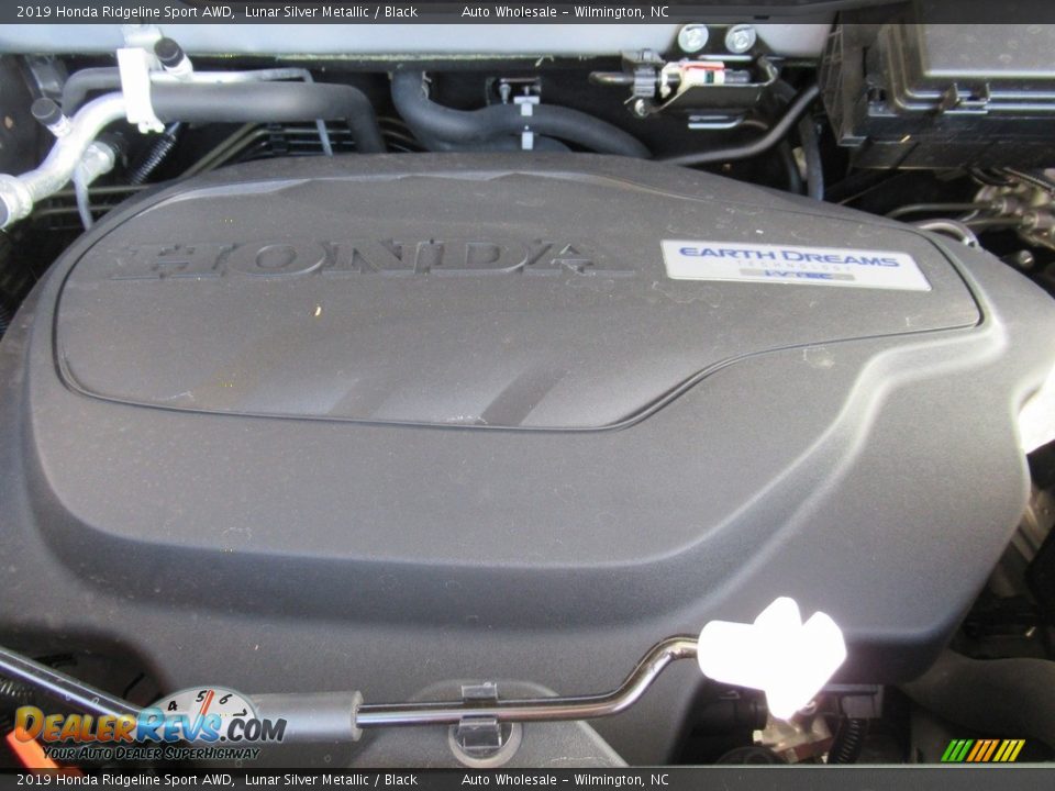 2019 Honda Ridgeline Sport AWD Lunar Silver Metallic / Black Photo #6