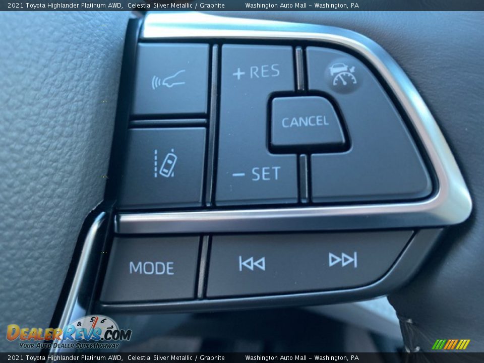 2021 Toyota Highlander Platinum AWD Celestial Silver Metallic / Graphite Photo #8