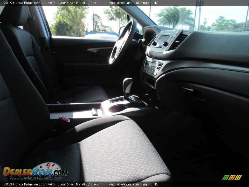 2019 Honda Ridgeline Sport AWD Lunar Silver Metallic / Black Photo #12