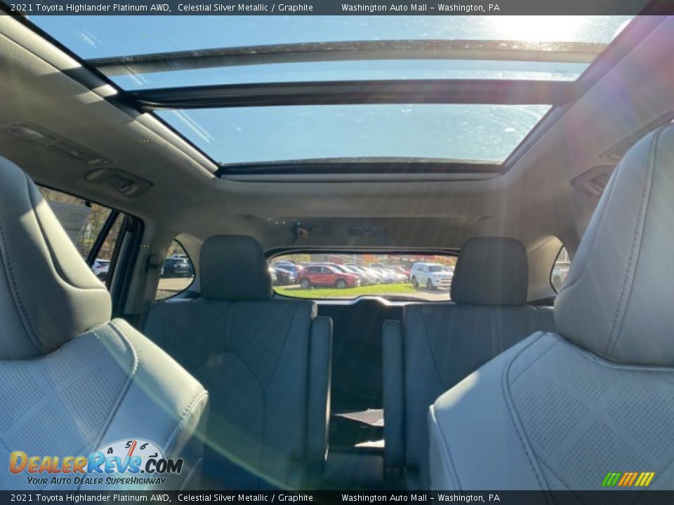 2021 Toyota Highlander Platinum AWD Celestial Silver Metallic / Graphite Photo #13