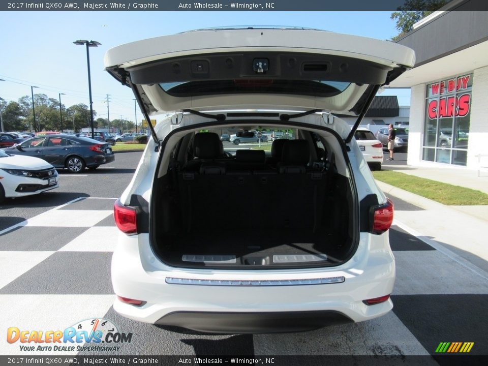 2017 Infiniti QX60 AWD Majestic White / Graphite Photo #5