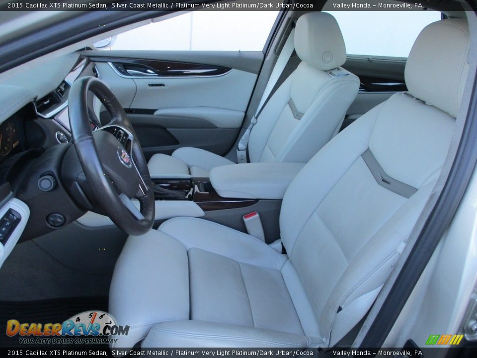 2015 Cadillac XTS Platinum Sedan Silver Coast Metallic / Platinum Very Light Platinum/Dark Urban/Cocoa Photo #12