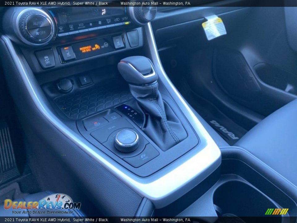 2021 Toyota RAV4 XLE AWD Hybrid Super White / Black Photo #5