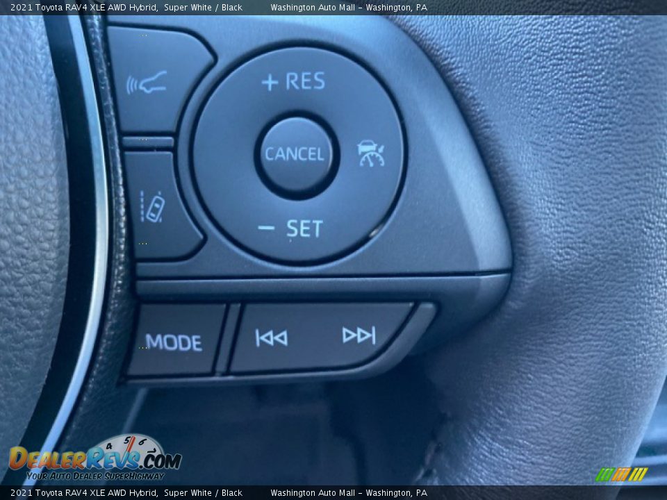 2021 Toyota RAV4 XLE AWD Hybrid Super White / Black Photo #8