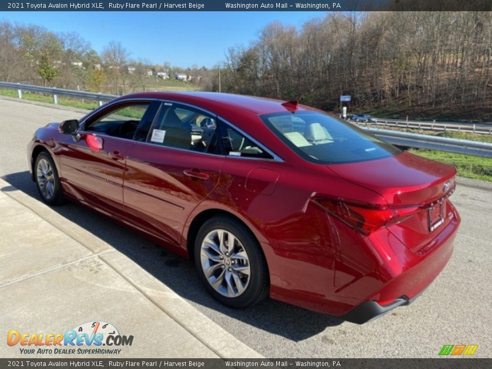 2021 Toyota Avalon Hybrid XLE Ruby Flare Pearl / Harvest Beige Photo #2