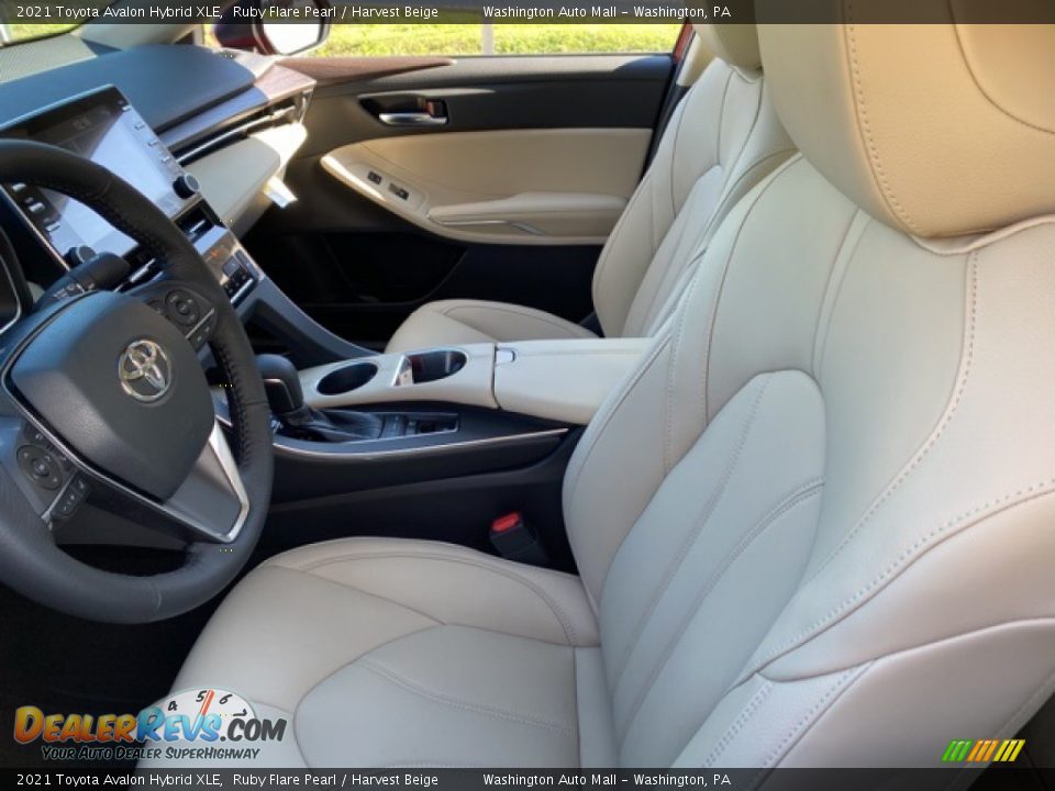 Front Seat of 2021 Toyota Avalon Hybrid XLE Photo #4