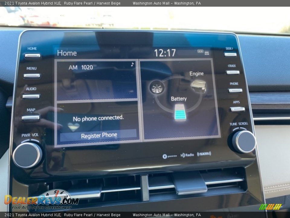 Controls of 2021 Toyota Avalon Hybrid XLE Photo #11