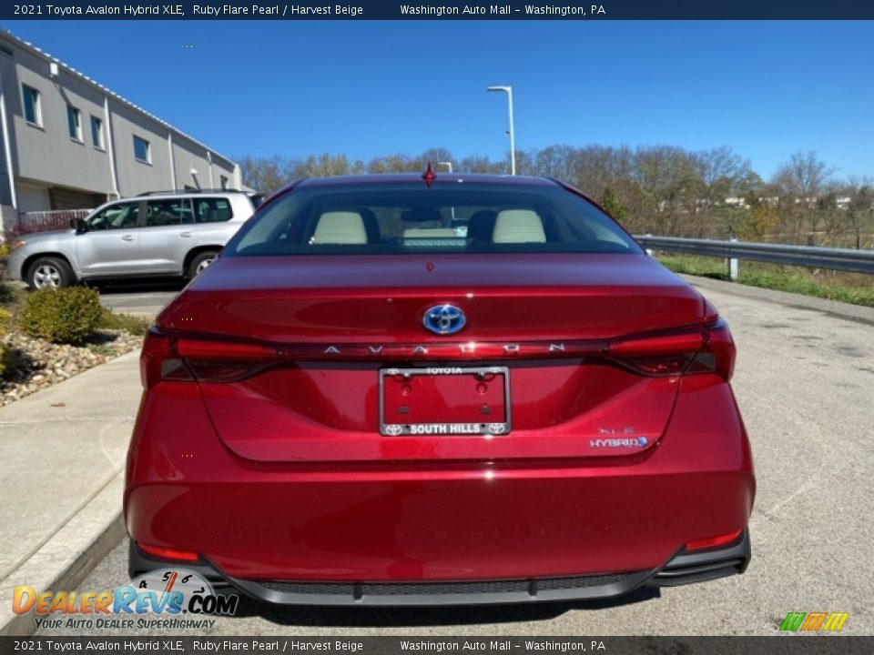 2021 Toyota Avalon Hybrid XLE Ruby Flare Pearl / Harvest Beige Photo #16