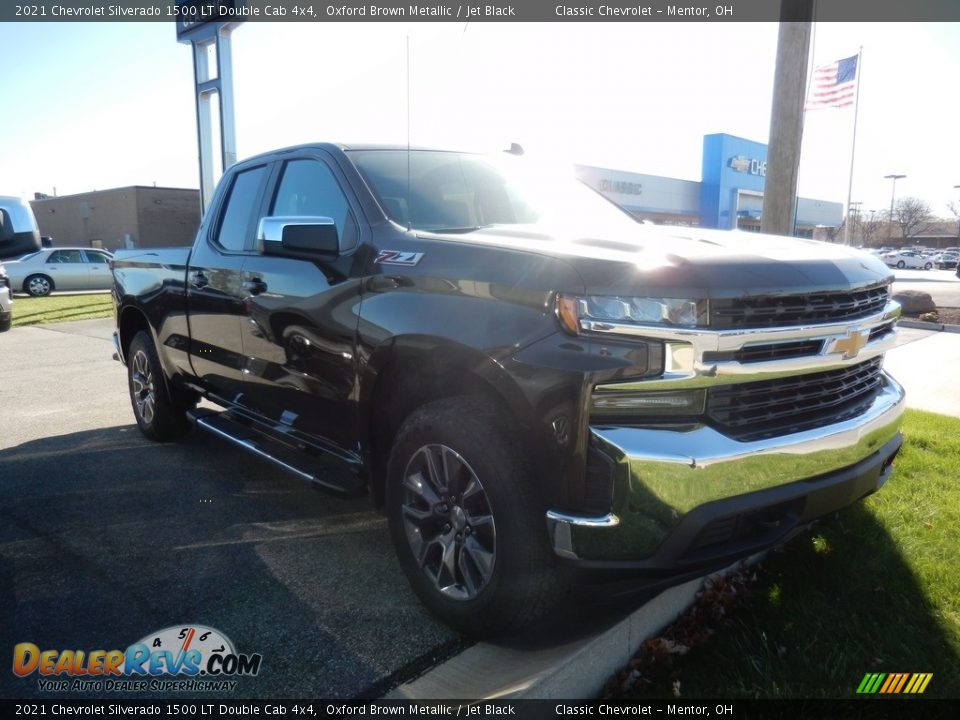 2021 Chevrolet Silverado 1500 LT Double Cab 4x4 Oxford Brown Metallic / Jet Black Photo #3