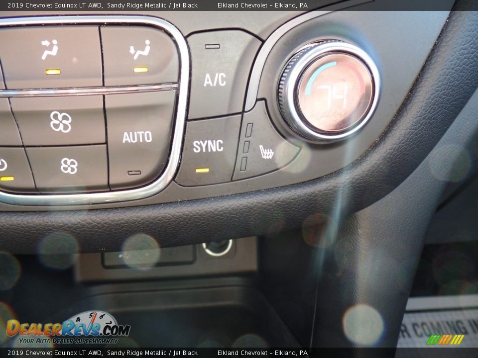 2019 Chevrolet Equinox LT AWD Sandy Ridge Metallic / Jet Black Photo #31