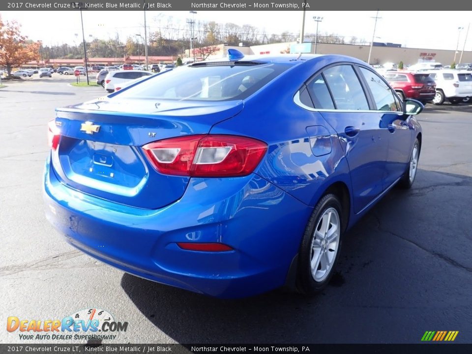 2017 Chevrolet Cruze LT Kinetic Blue Metallic / Jet Black Photo #8