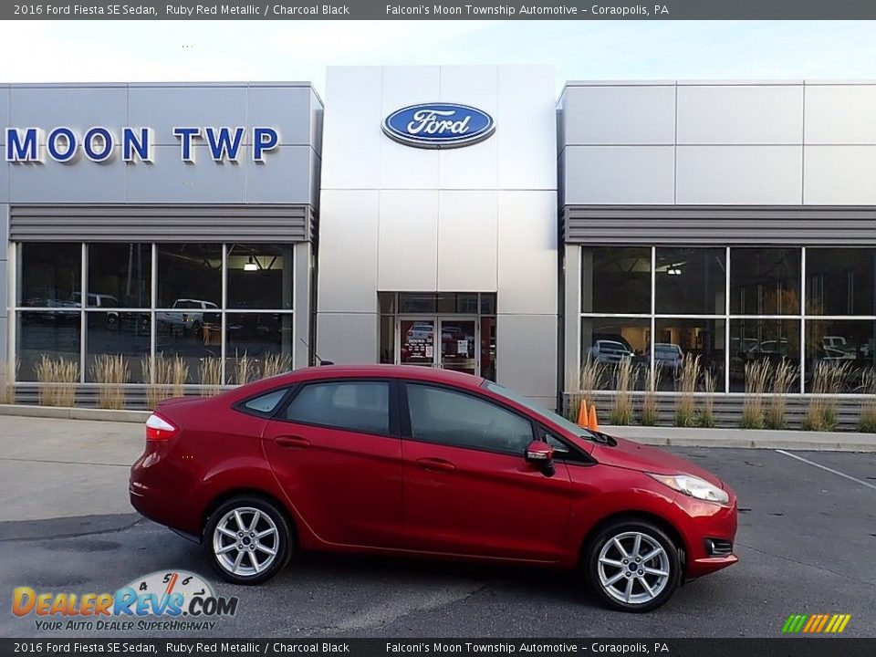 2016 Ford Fiesta SE Sedan Ruby Red Metallic / Charcoal Black Photo #1