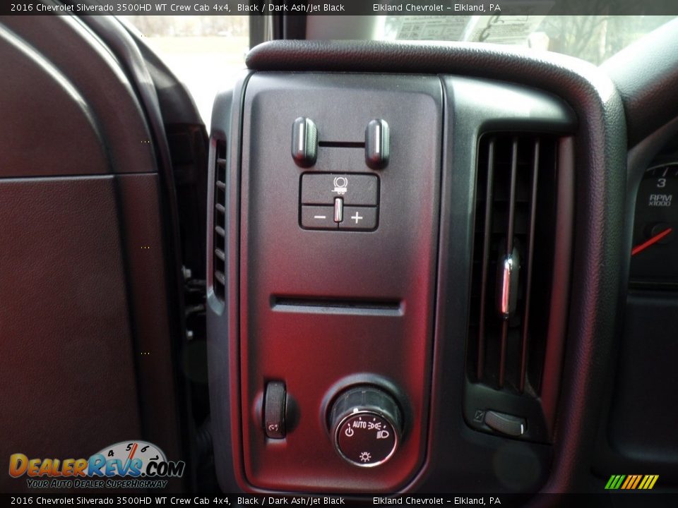 2016 Chevrolet Silverado 3500HD WT Crew Cab 4x4 Black / Dark Ash/Jet Black Photo #25