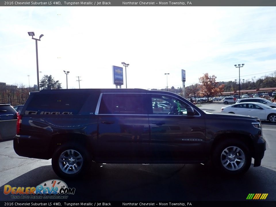 2016 Chevrolet Suburban LS 4WD Tungsten Metallic / Jet Black Photo #10