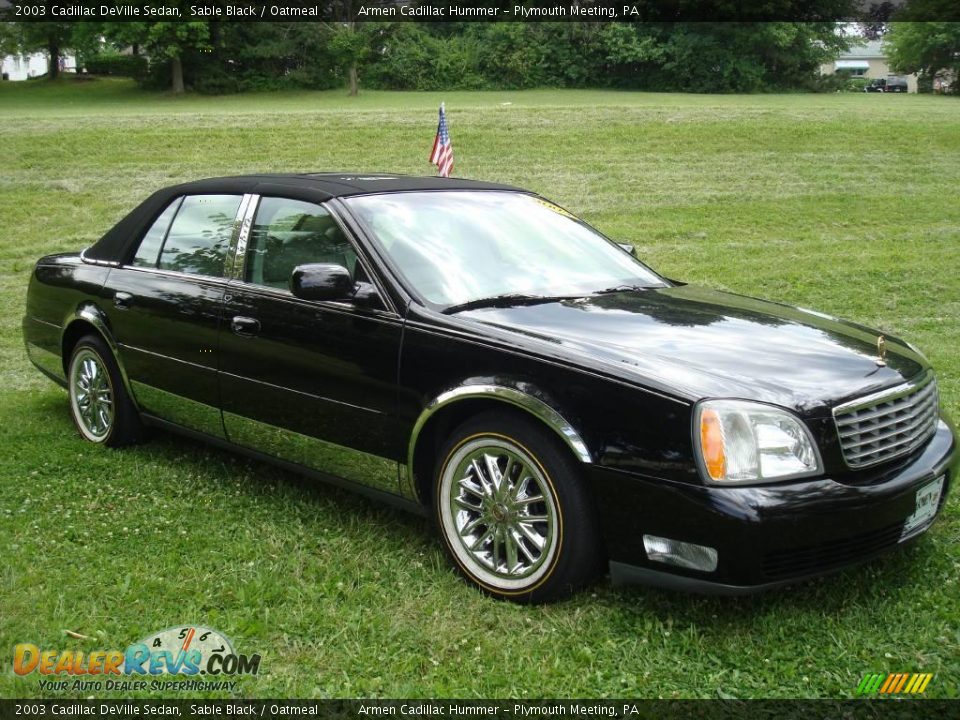 2003 Cadillac DeVille Sedan Sable Black / Oatmeal Photo #3