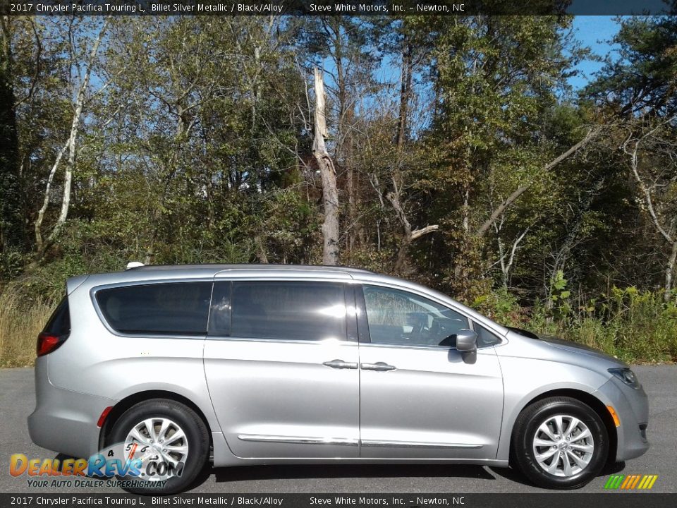 2017 Chrysler Pacifica Touring L Billet Silver Metallic / Black/Alloy Photo #5