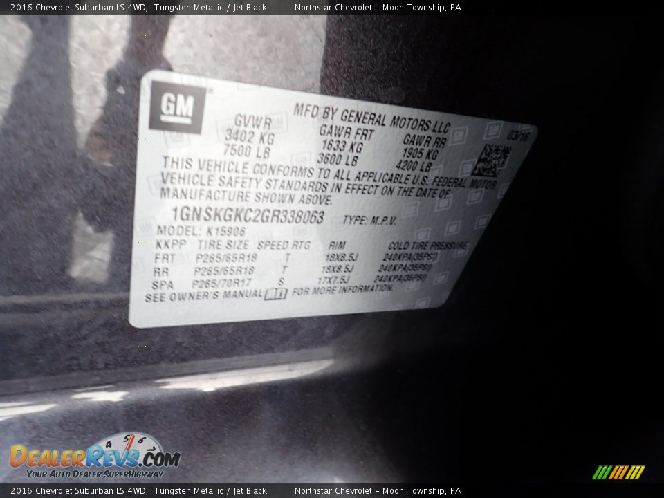 2016 Chevrolet Suburban LS 4WD Tungsten Metallic / Jet Black Photo #28