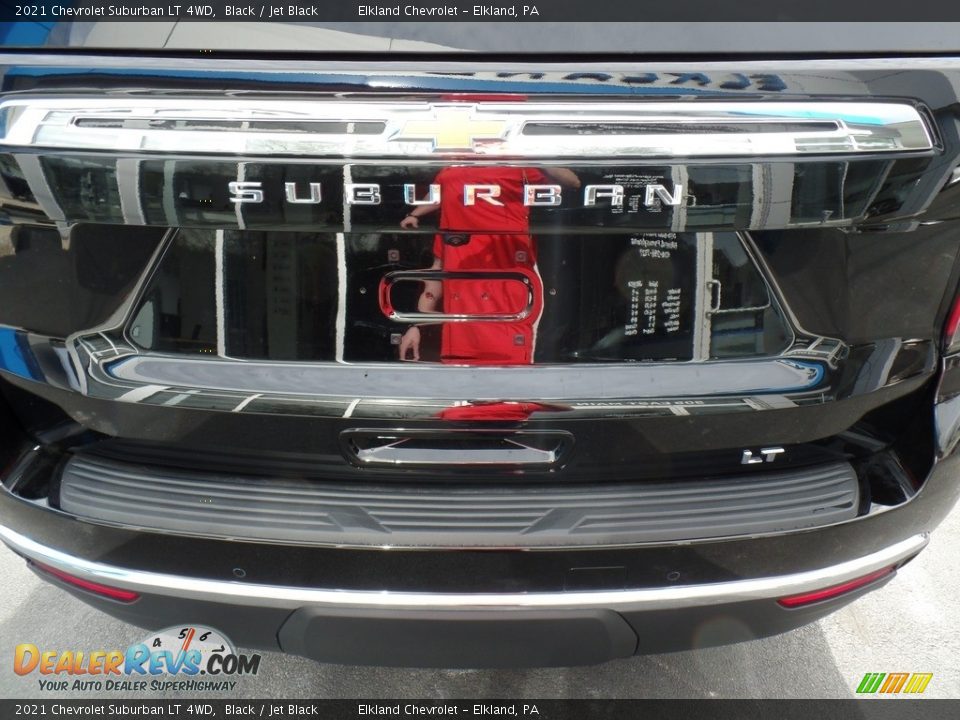 2021 Chevrolet Suburban LT 4WD Black / Jet Black Photo #15