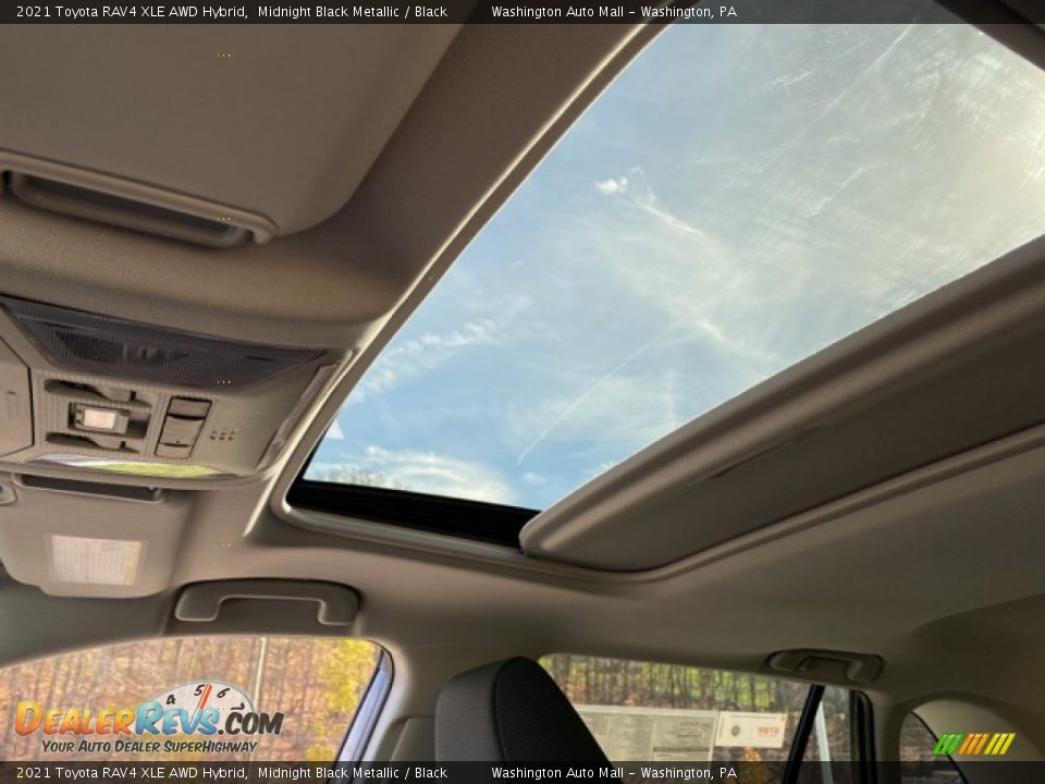 2021 Toyota RAV4 XLE AWD Hybrid Midnight Black Metallic / Black Photo #11