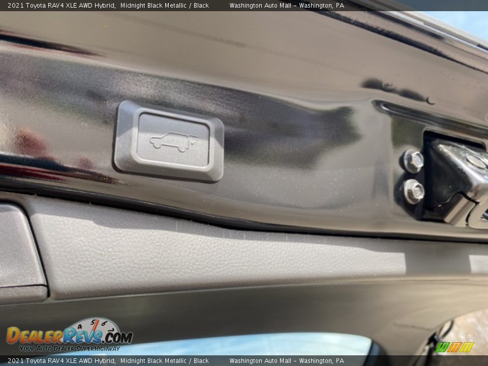 2021 Toyota RAV4 XLE AWD Hybrid Midnight Black Metallic / Black Photo #30