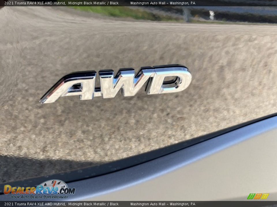2021 Toyota RAV4 XLE AWD Hybrid Midnight Black Metallic / Black Photo #33