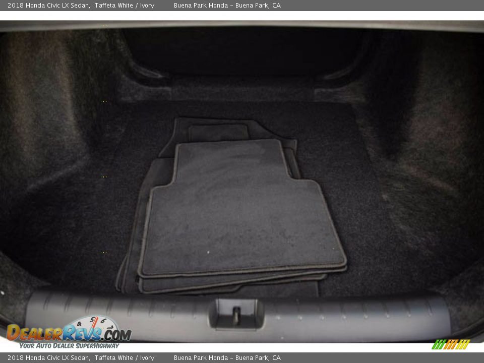 2018 Honda Civic LX Sedan Taffeta White / Ivory Photo #19