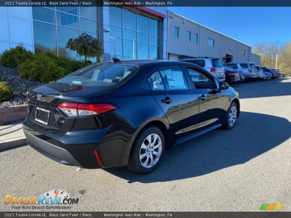 2021 Toyota Corolla LE Black Sand Pearl / Black Photo #13