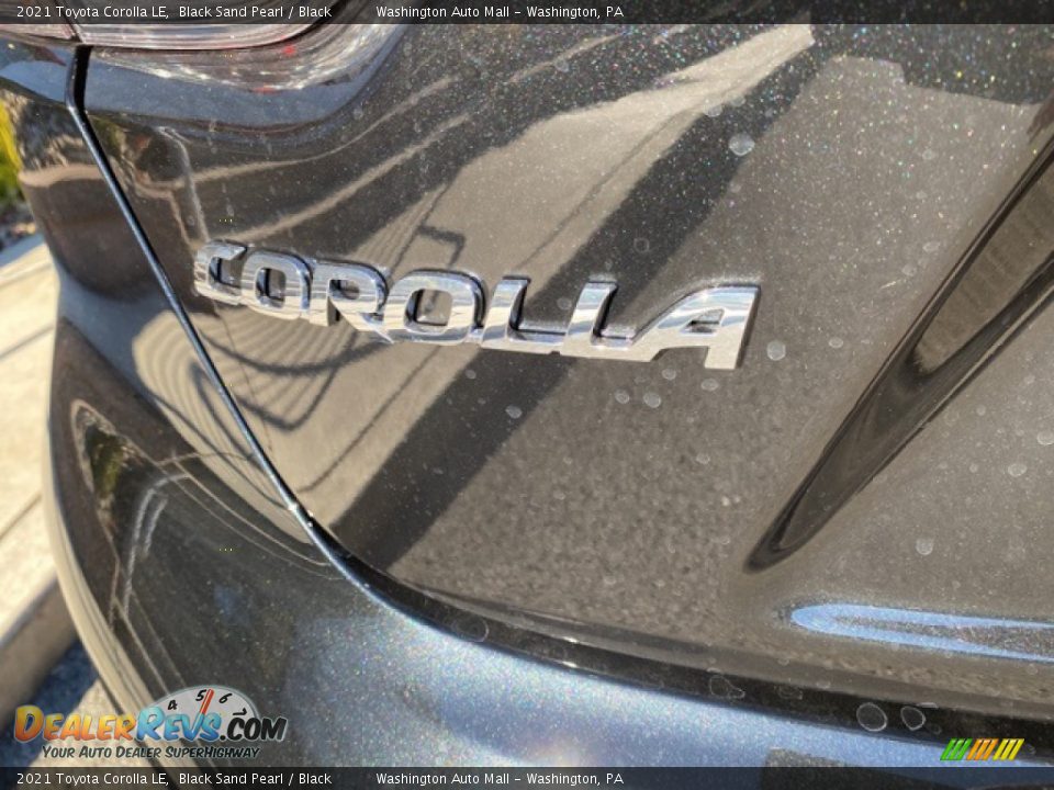 2021 Toyota Corolla LE Black Sand Pearl / Black Photo #27