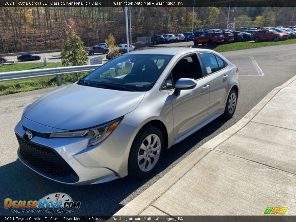 2021 Toyota Corolla LE Classic Silver Metallic / Black Photo #10