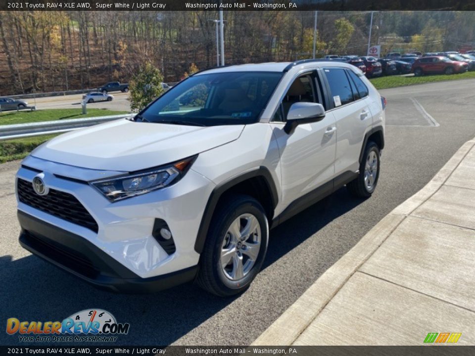 2021 Toyota RAV4 XLE AWD Super White / Light Gray Photo #12