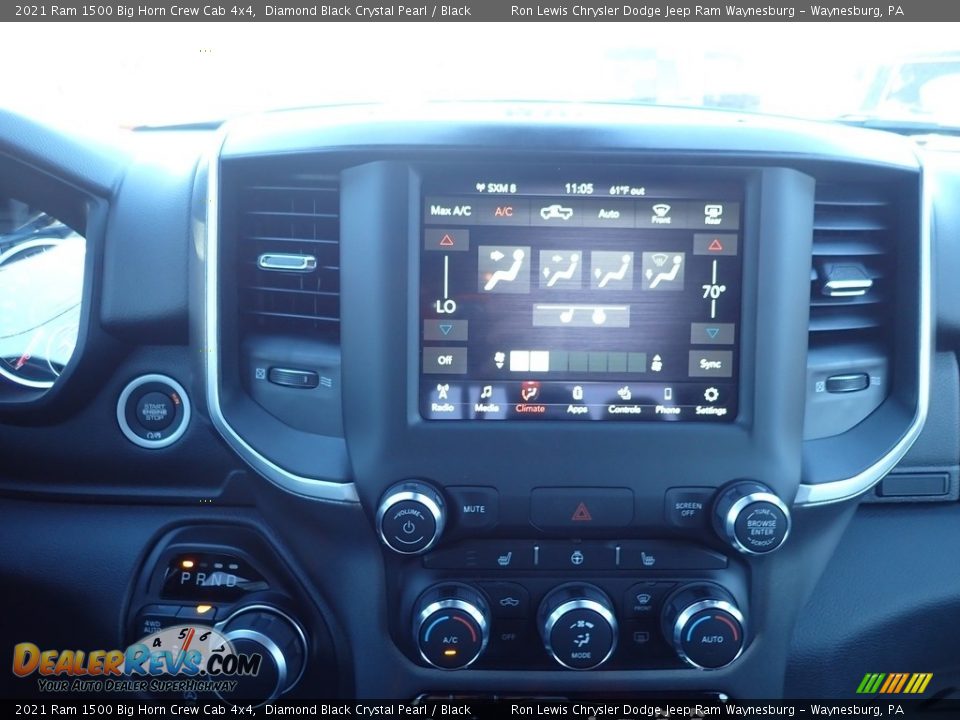 2021 Ram 1500 Big Horn Crew Cab 4x4 Diamond Black Crystal Pearl / Black Photo #17