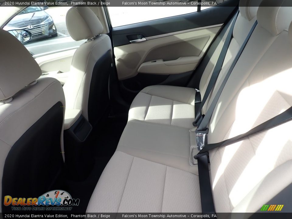 2020 Hyundai Elantra Value Edition Phantom Black / Beige Photo #7
