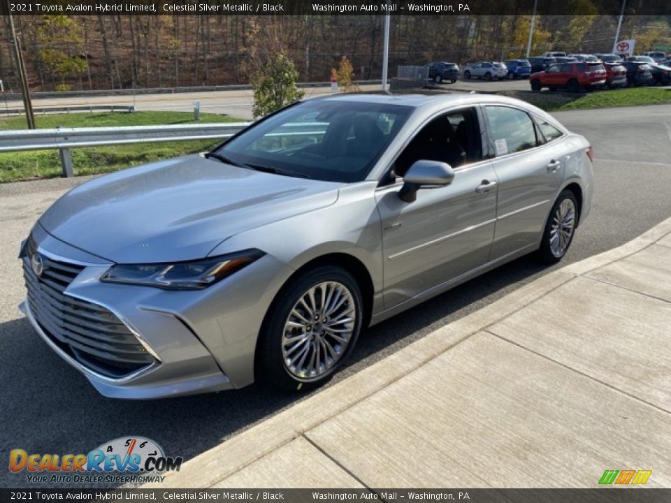 Front 3/4 View of 2021 Toyota Avalon Hybrid Limited Photo #15
