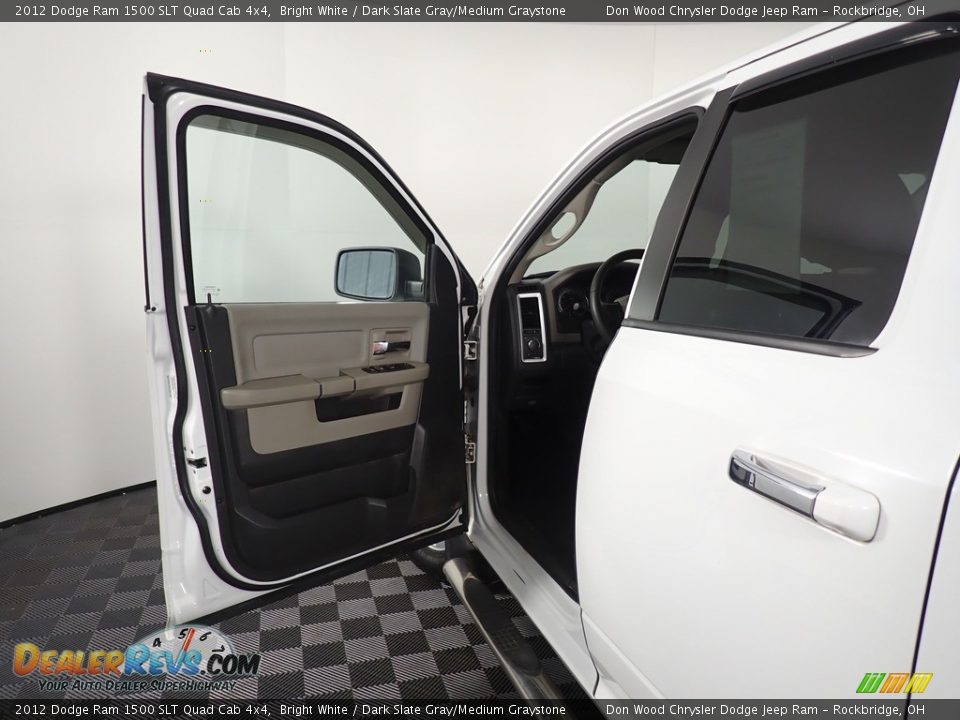 2012 Dodge Ram 1500 SLT Quad Cab 4x4 Bright White / Dark Slate Gray/Medium Graystone Photo #18