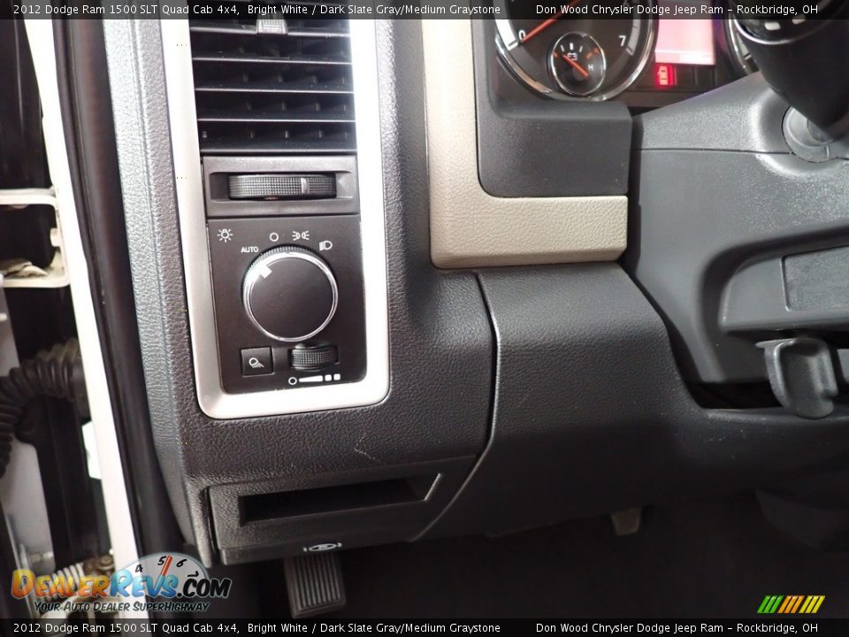 2012 Dodge Ram 1500 SLT Quad Cab 4x4 Bright White / Dark Slate Gray/Medium Graystone Photo #20