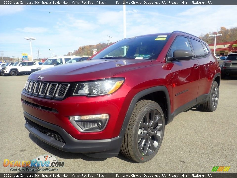 Front 3/4 View of 2021 Jeep Compass 80th Special Edition 4x4 Photo #1