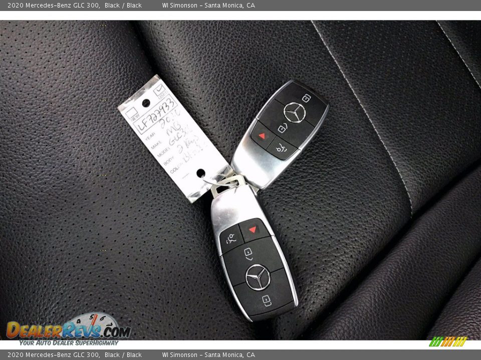 2020 Mercedes-Benz GLC 300 Black / Black Photo #11