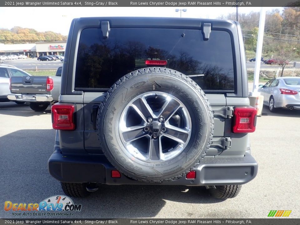 2021 Jeep Wrangler Unlimited Sahara 4x4 Sting-Gray / Black Photo #10