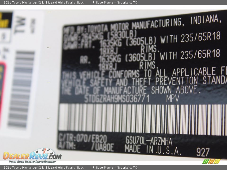 2021 Toyota Highlander XLE Blizzard White Pearl / Black Photo #25