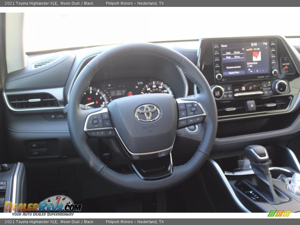 2021 Toyota Highlander XLE Moon Dust / Black Photo #21
