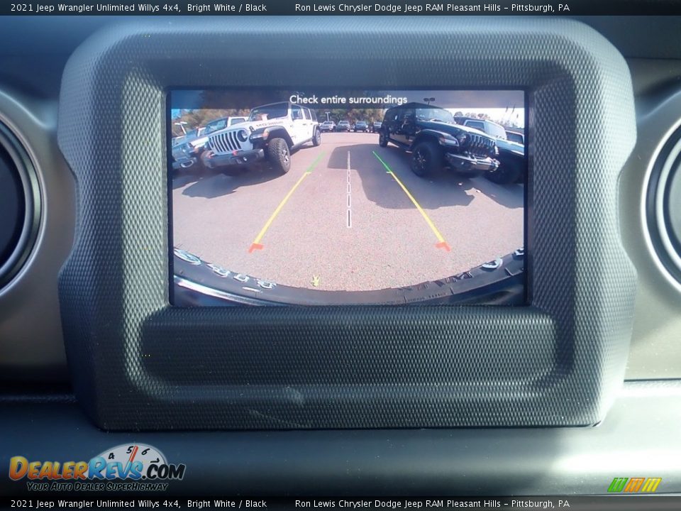 2021 Jeep Wrangler Unlimited Willys 4x4 Bright White / Black Photo #16