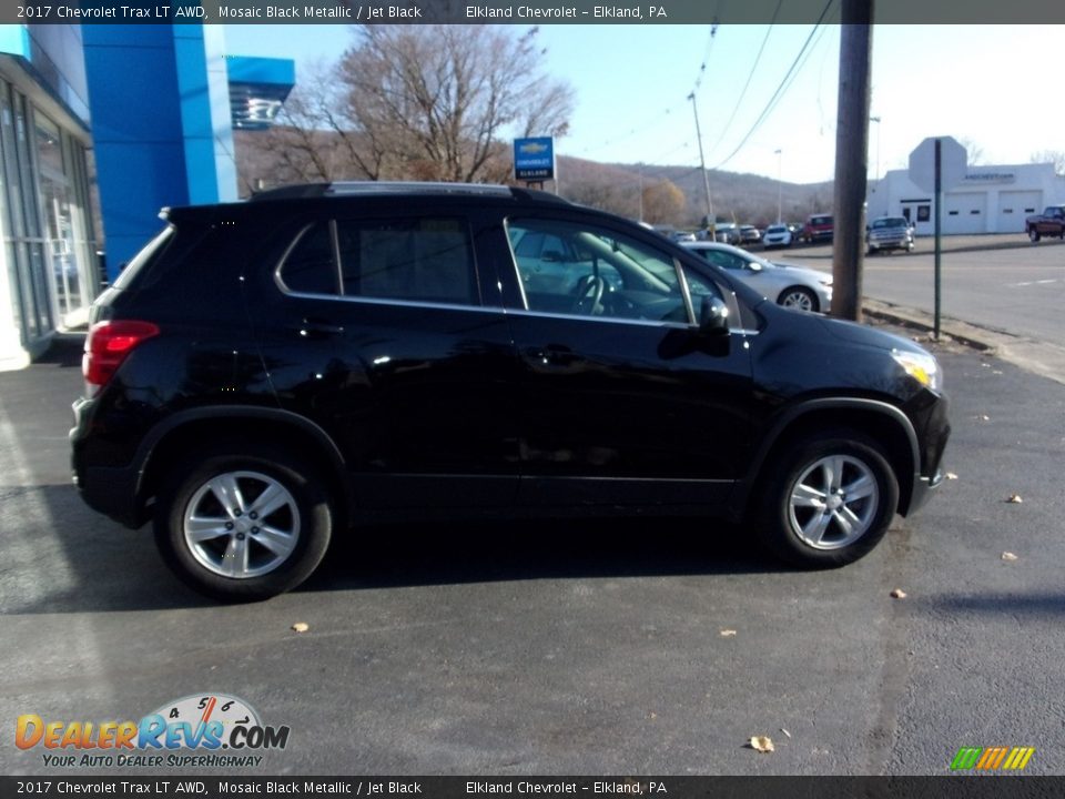 2017 Chevrolet Trax LT AWD Mosaic Black Metallic / Jet Black Photo #4