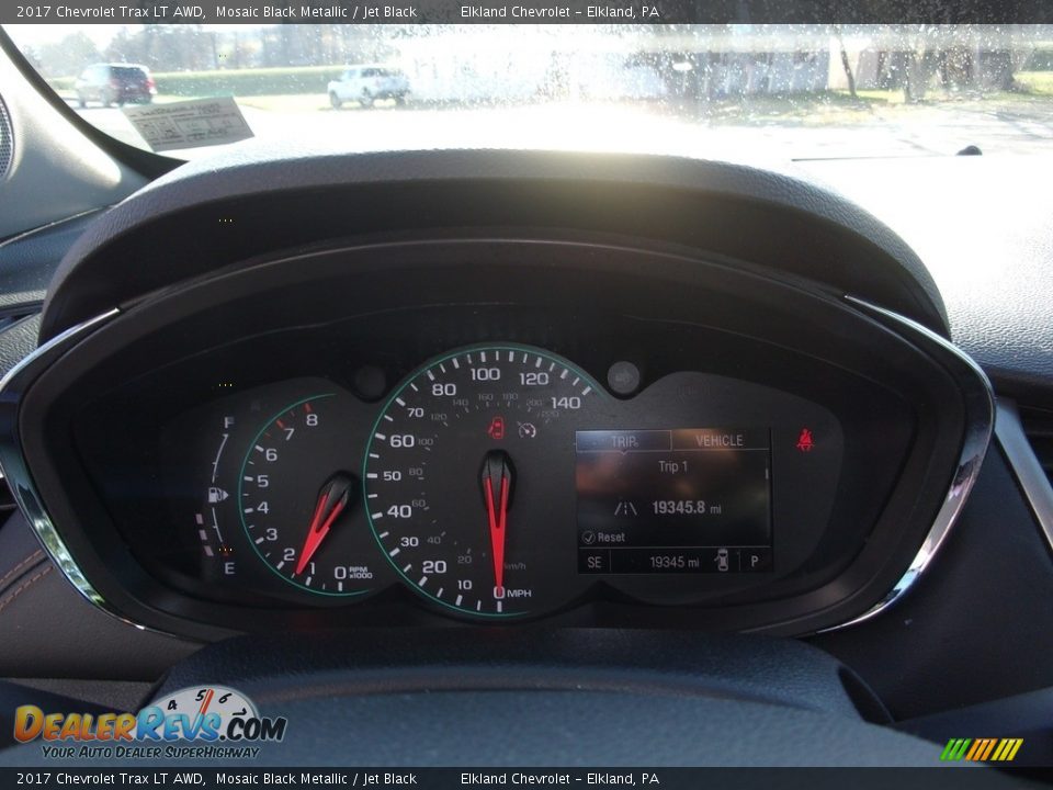 2017 Chevrolet Trax LT AWD Mosaic Black Metallic / Jet Black Photo #16