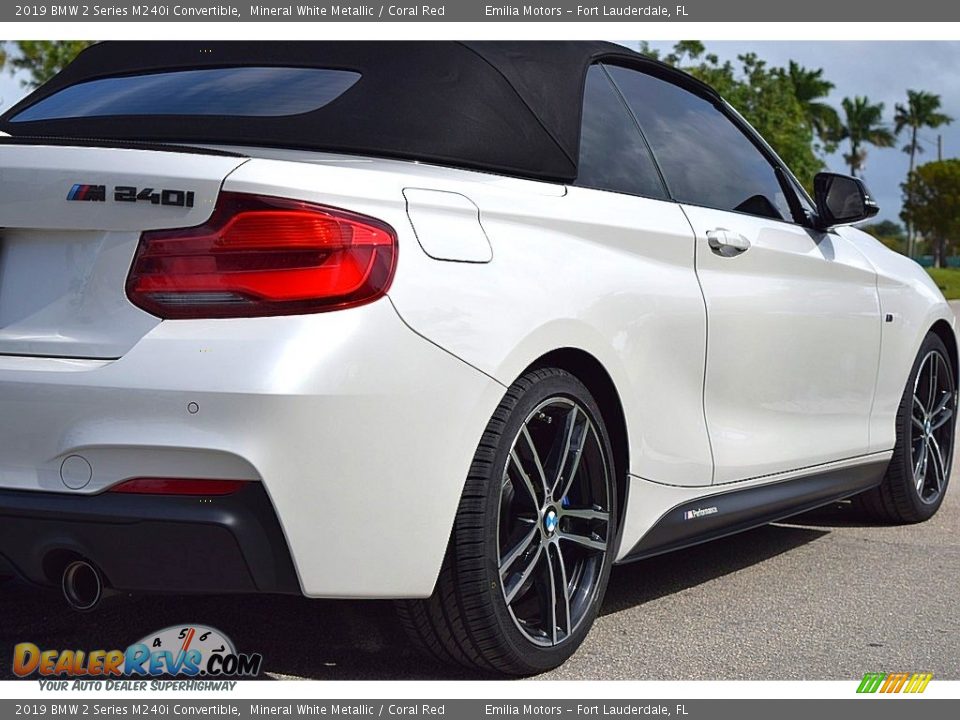 2019 BMW 2 Series M240i Convertible Mineral White Metallic / Coral Red Photo #17