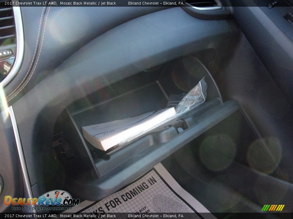 2017 Chevrolet Trax LT AWD Mosaic Black Metallic / Jet Black Photo #25