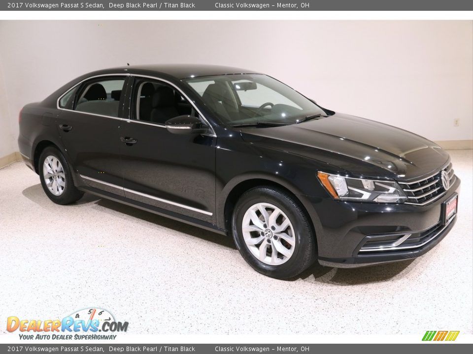 2017 Volkswagen Passat S Sedan Deep Black Pearl / Titan Black Photo #1