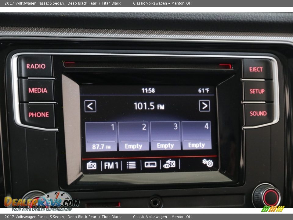 2017 Volkswagen Passat S Sedan Deep Black Pearl / Titan Black Photo #10