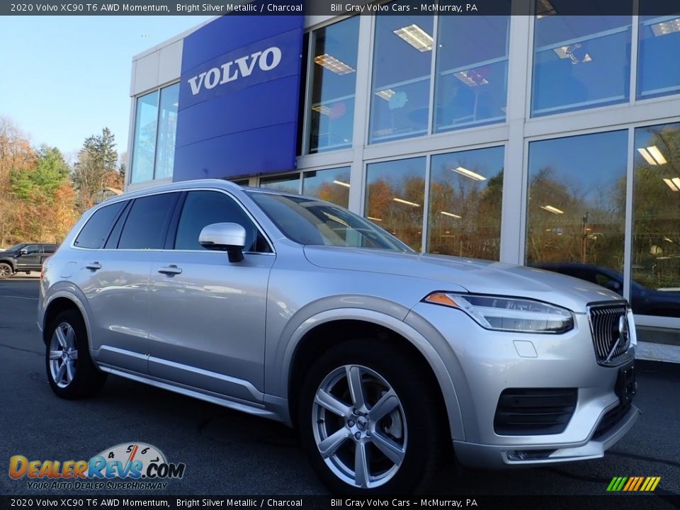 2020 Volvo XC90 T6 AWD Momentum Bright Silver Metallic / Charcoal Photo #1